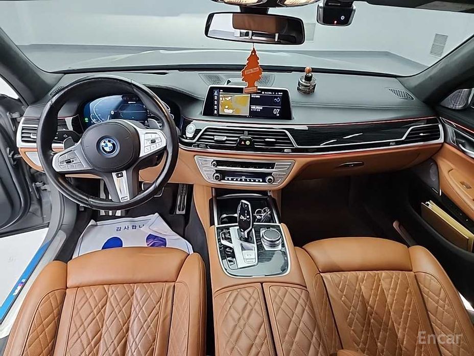 7 Series (G11) 745Le i Performance M Sport 8