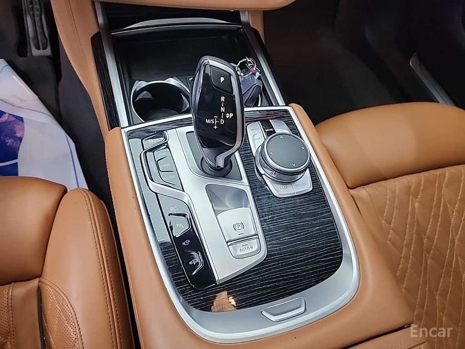 7 Series (G11) 745Le i Performance M Sport 9