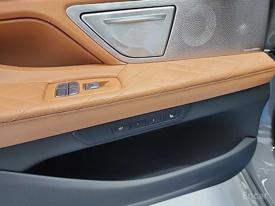 7 Series (G11) 745Le i Performance M Sport 17
