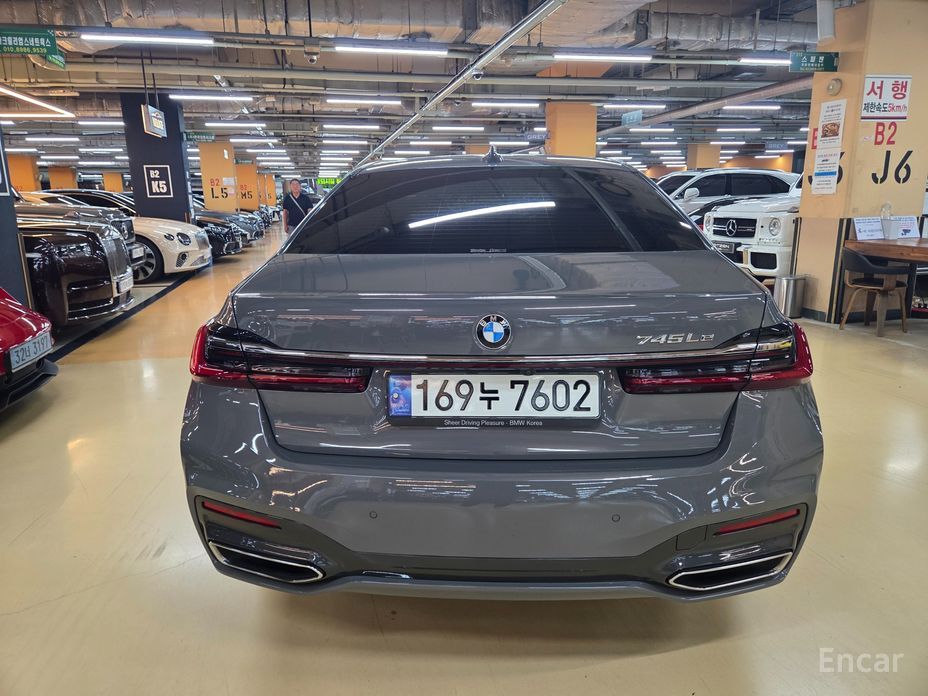 BMW 7 Series (G11) 745Le i Performance M Sport №6