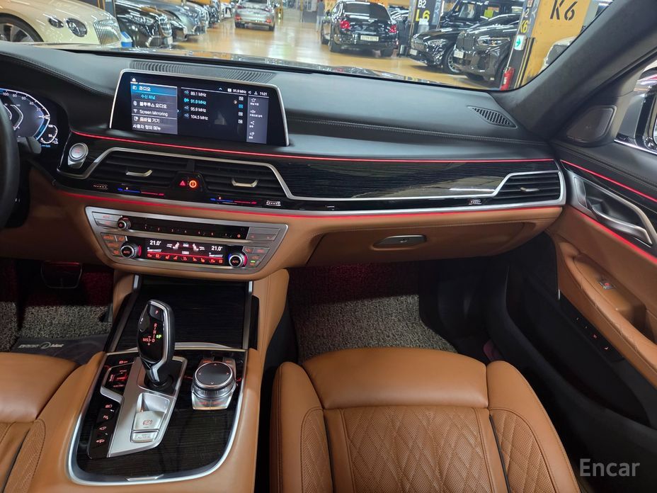 BMW 7 Series (G11) 745Le i Performance M Sport №15