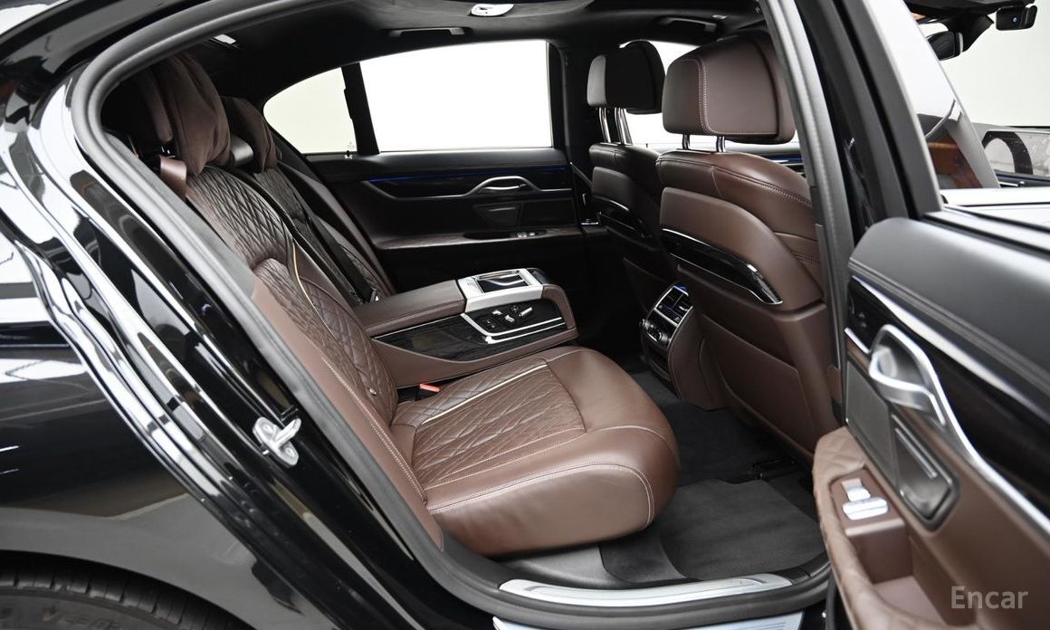 BMW 7 Series (G11) 745e i Performance M Sport №13