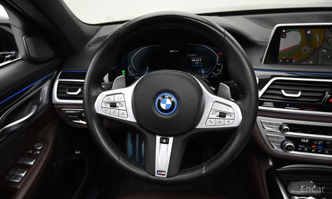 BMW 7 Series (G11) 745e i Performance M Sport №20