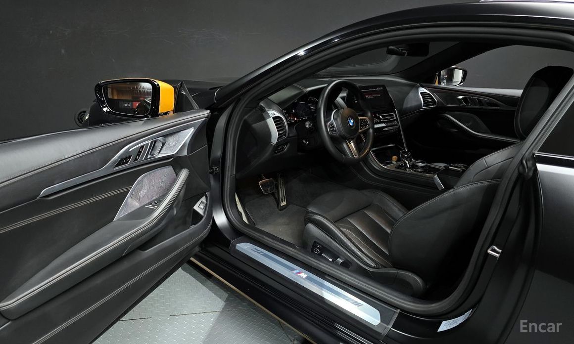 BMW 8 Series (G15)840i xDrive Golden Thunder Edition №11