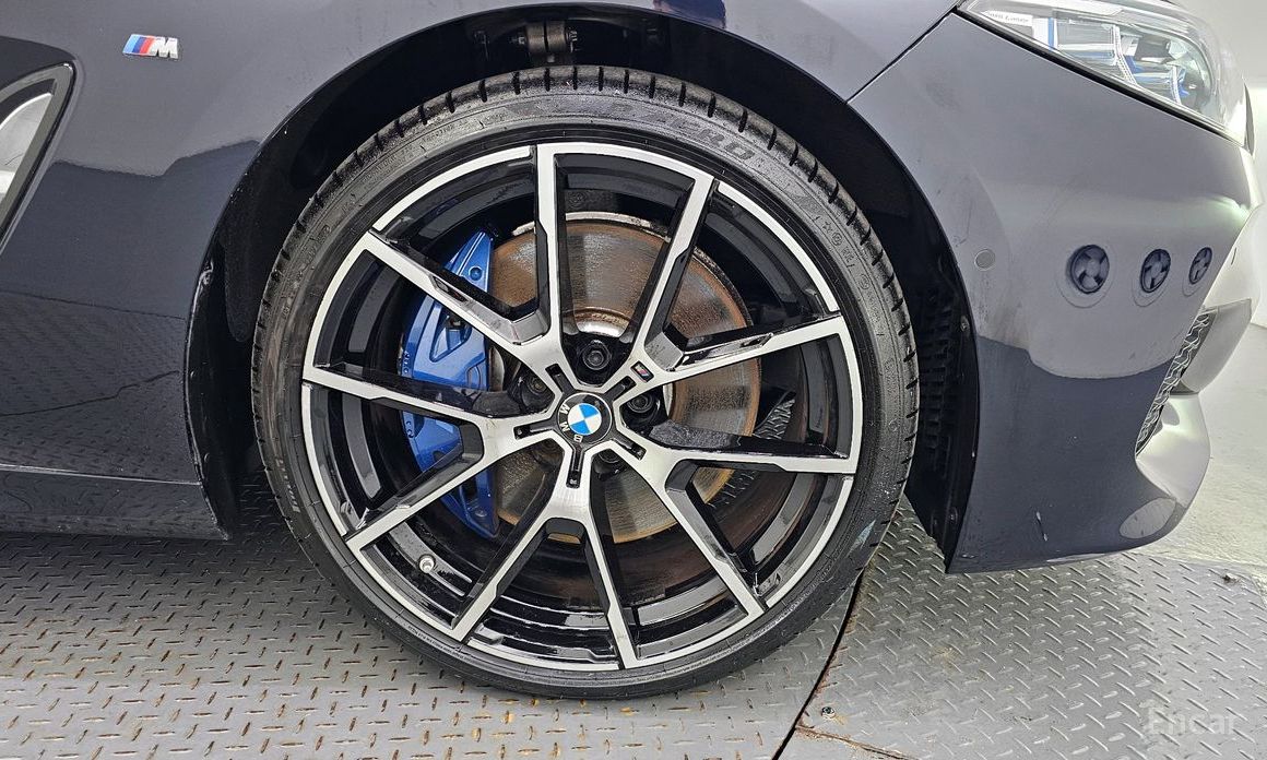 8 Series (G15) 840i xDrive M Sport Gran Coupe 6