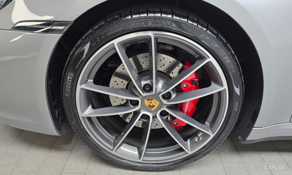 911 (992)Carrera 4S Cabriolet 6
