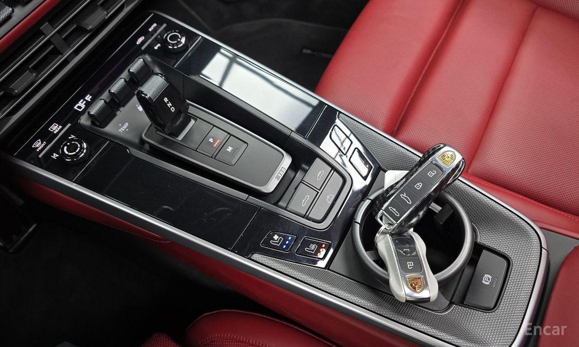911 (992)Carrera 4S Cabriolet 10