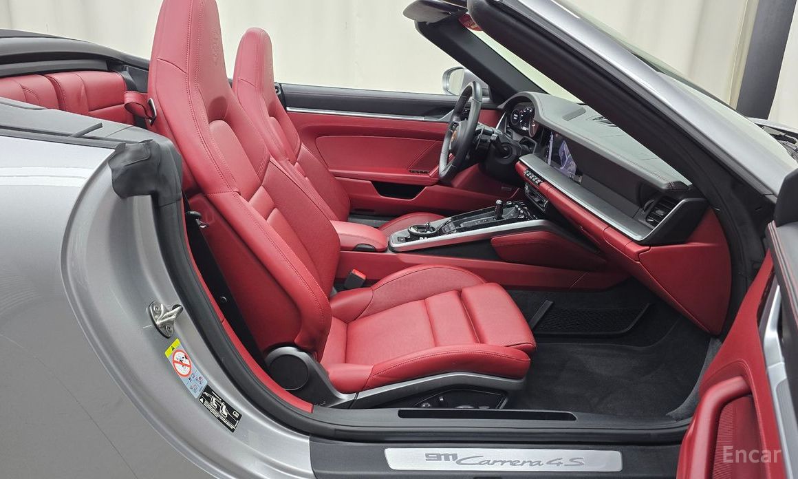 911 (992)Carrera 4S Cabriolet 11