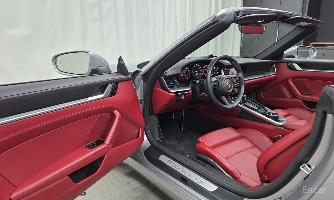 911 (992)Carrera 4S Cabriolet 12