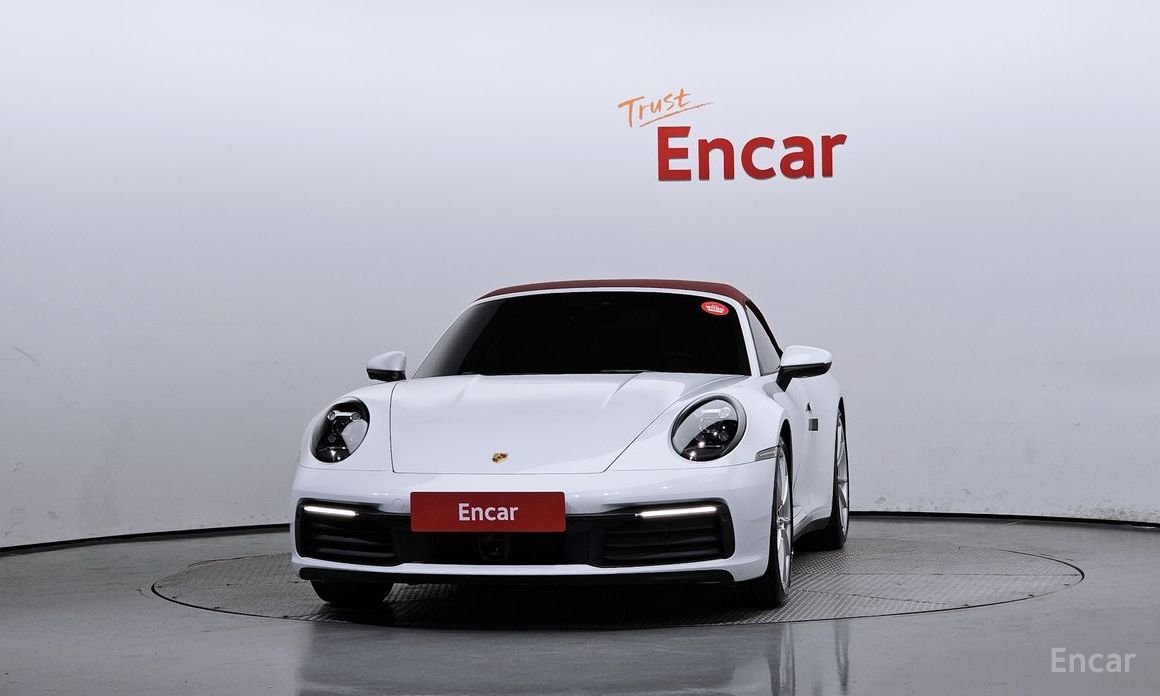 911 (992)Carrera Cabriolet 4