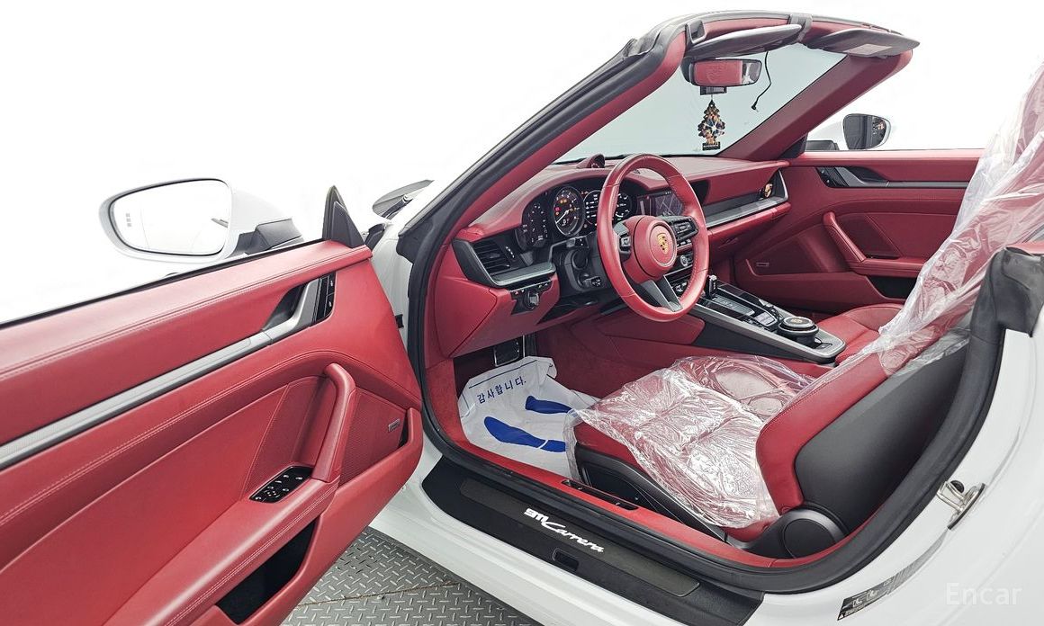 911 (992)Carrera Cabriolet 11