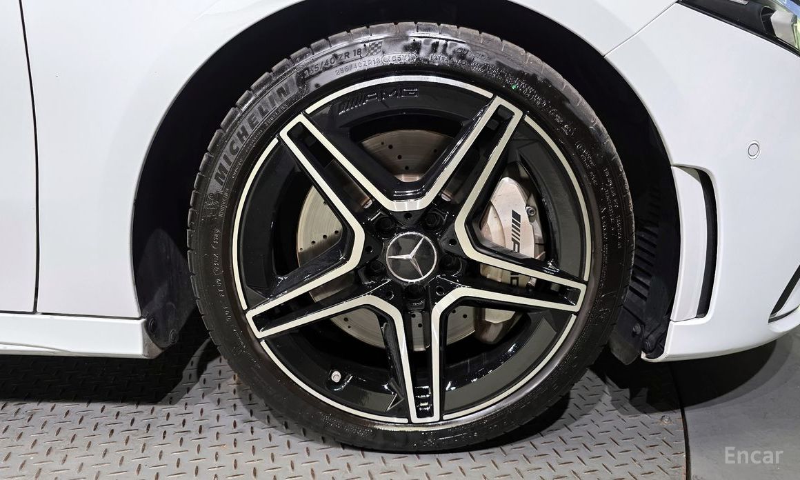 A-CLASS W177AMG A35 4MATIC Sedan 6