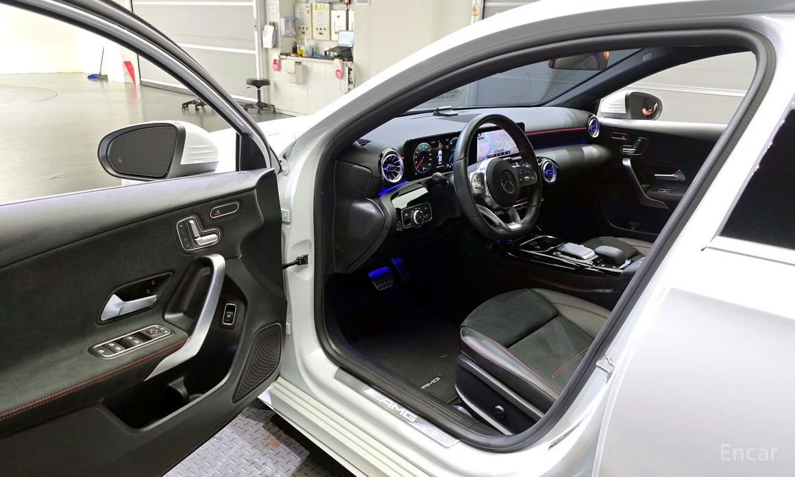 A-CLASS W177AMG A35 4MATIC Sedan 11
