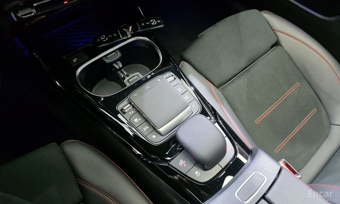 A-CLASS W177AMG A35 4MATIC Sedan 18