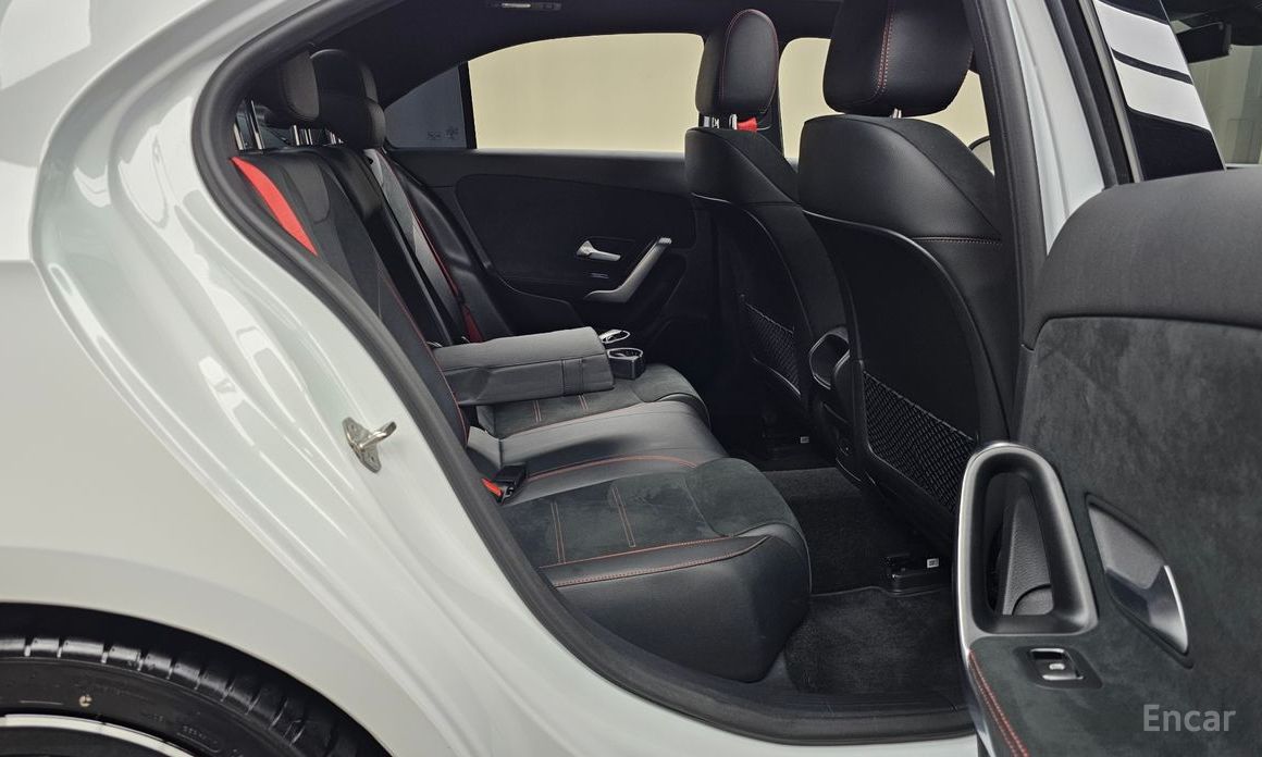 A-CLASS W177AMG A35 4MATIC Sedan 13