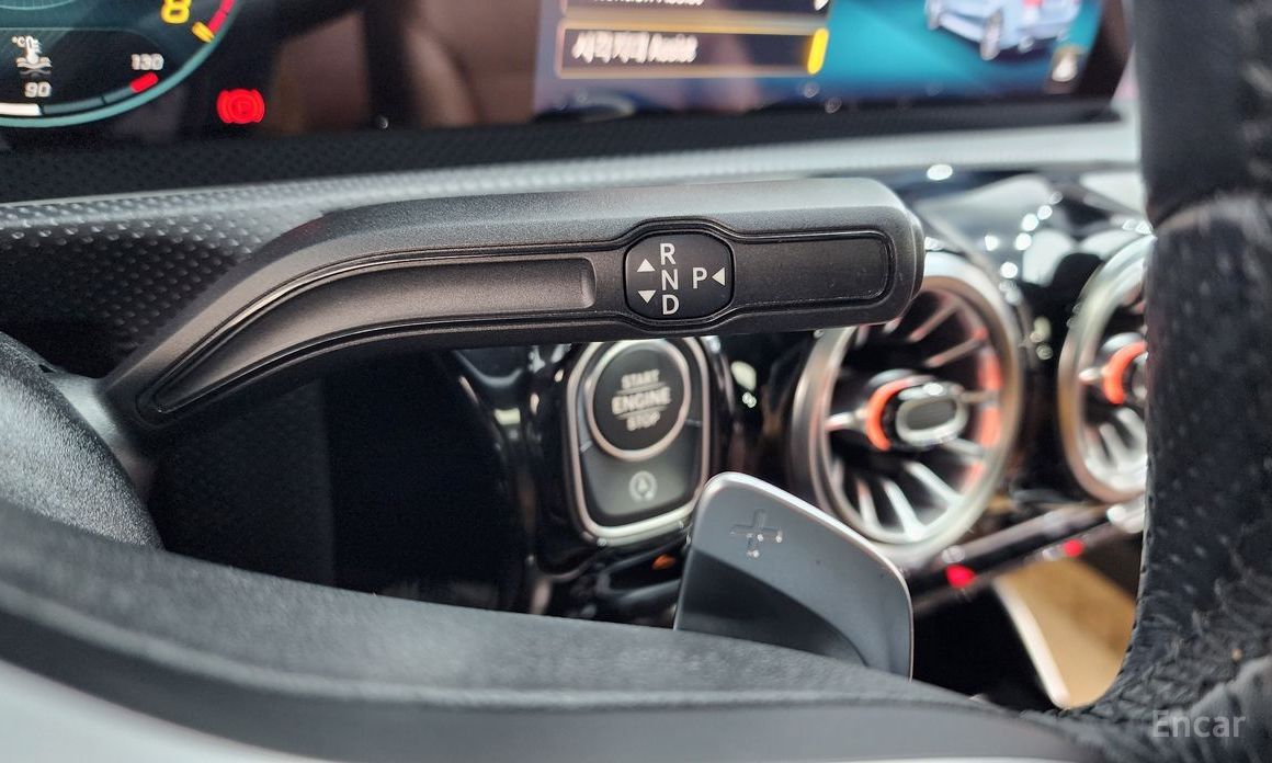 A-CLASS W177AMG A35 4MATIC Sedan 10