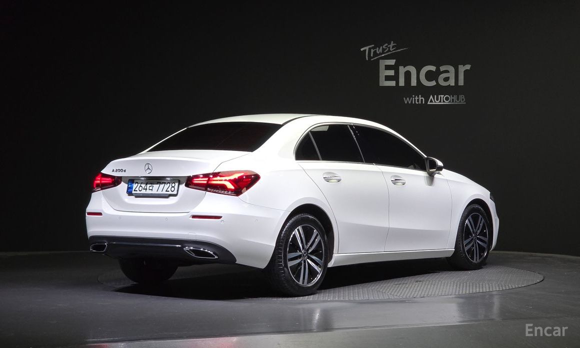 A-Class W177A200d SEDAN 3
