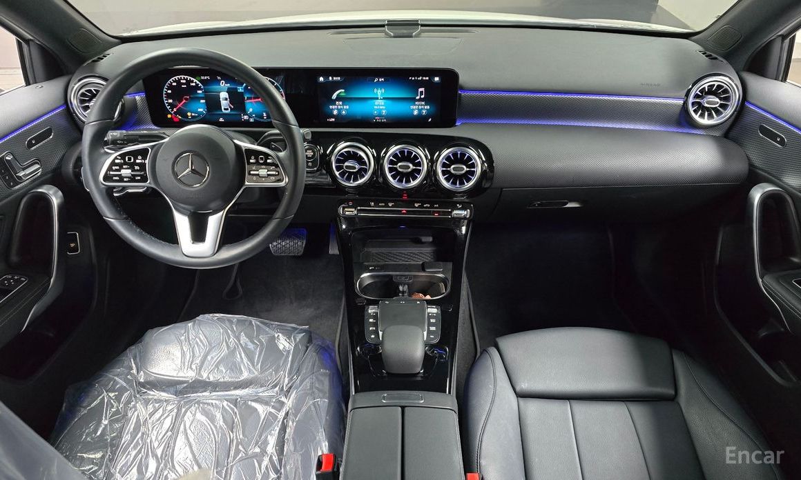 A-Class W177A200d SEDAN 8