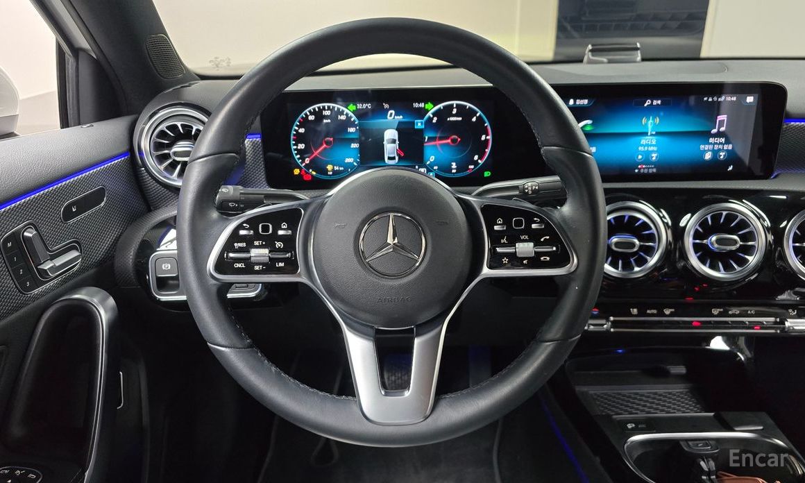 A-Class W177A200d SEDAN 14