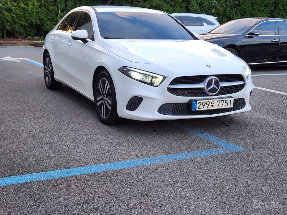 A-Class W177A200d SEDAN 4