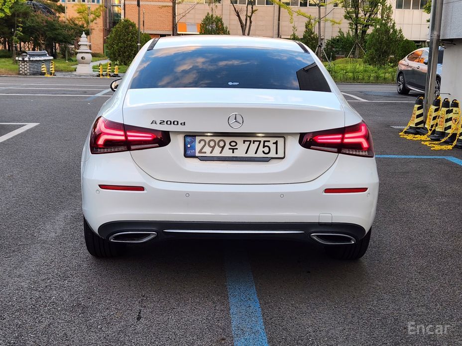 A-Class W177A200d SEDAN 5