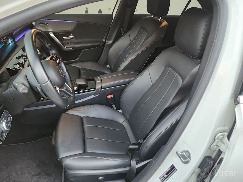 A-Class W177A200d SEDAN 9