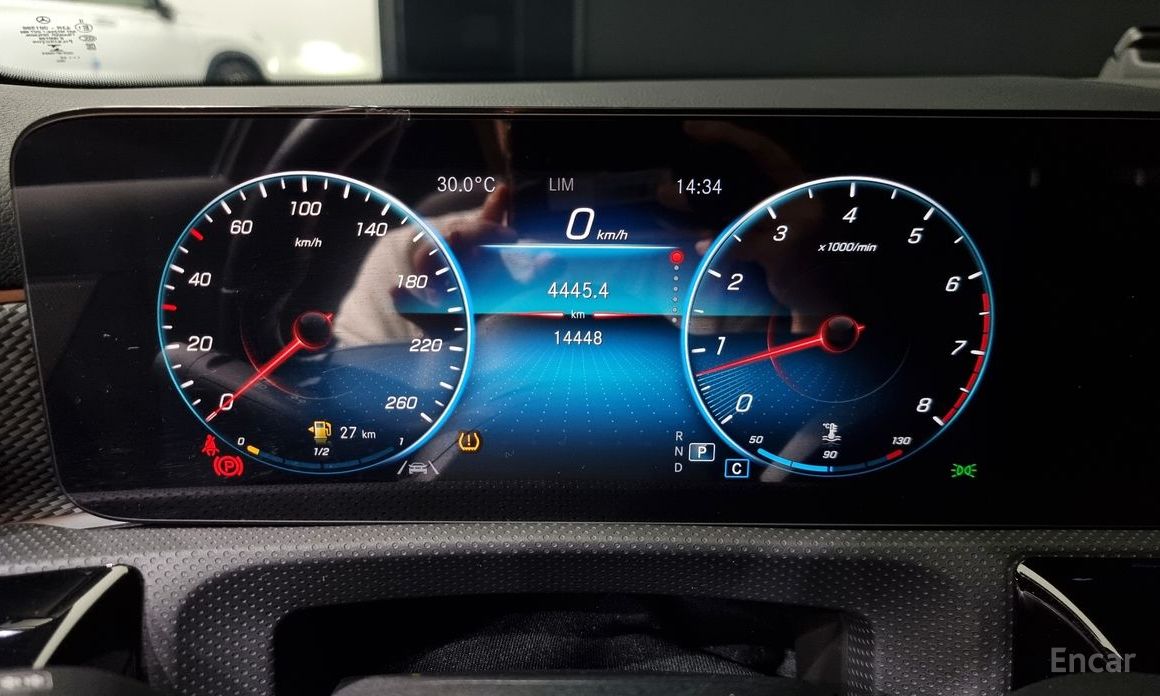 Mercedes-Benz A-Class W177A220 Hatchback №9