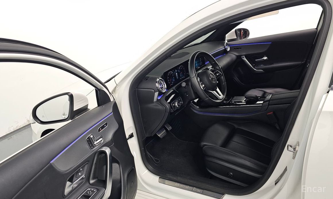 A-Class W177A220 Hatchback 11
