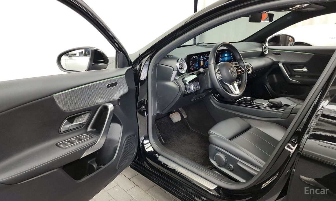 A-Class W177A220 Hatchback 11
