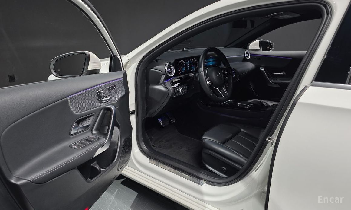 A-Class W177A220 Hatchback 12
