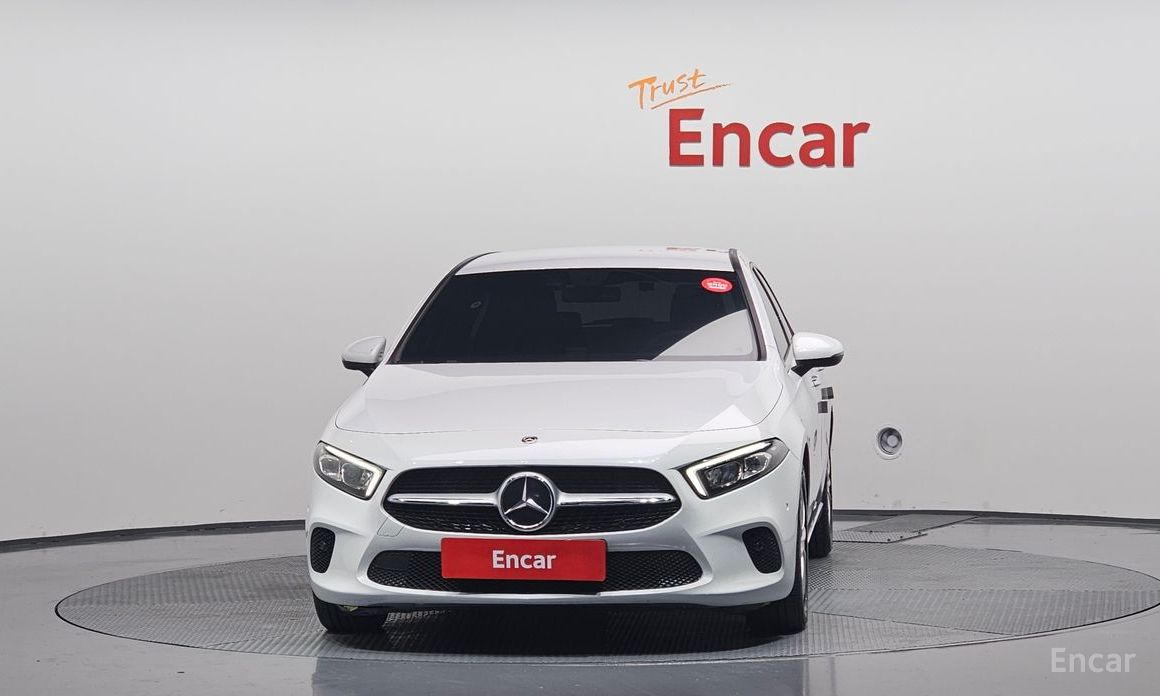 Mercedes-Benz A-Class W177A220 Hatchback №4