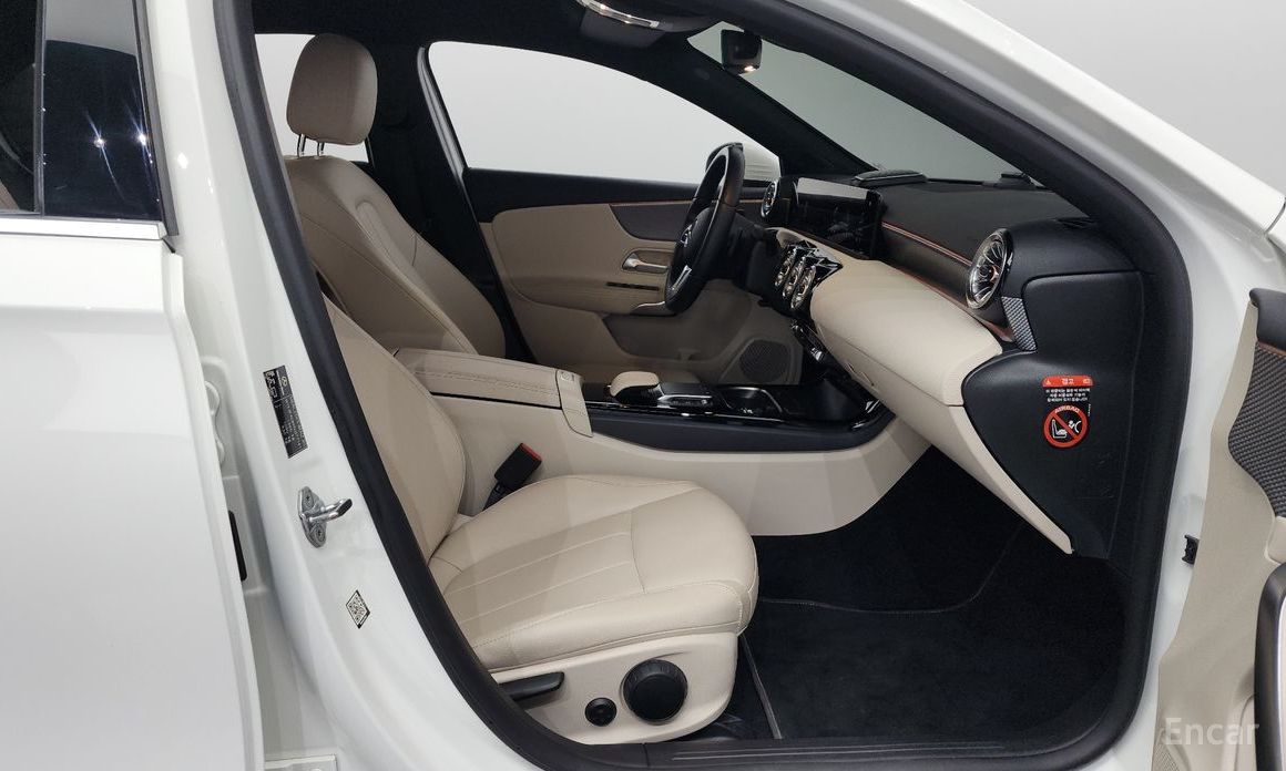 A-Class W177A220 Hatchback 12