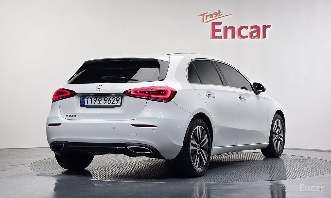 A-Class W177A220 Hatchback 3