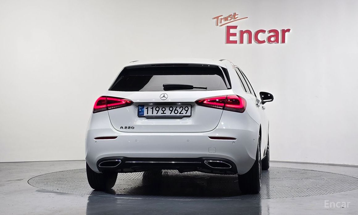 A-Class W177A220 Hatchback 5