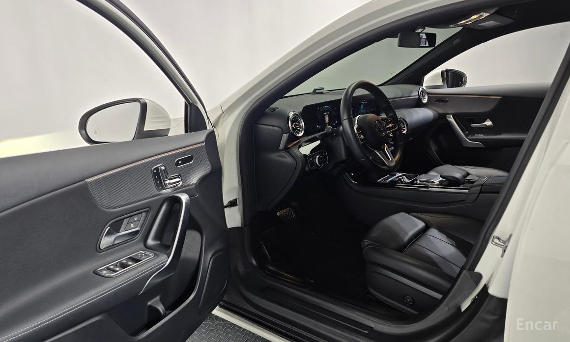 A-Class W177A220 Hatchback 11