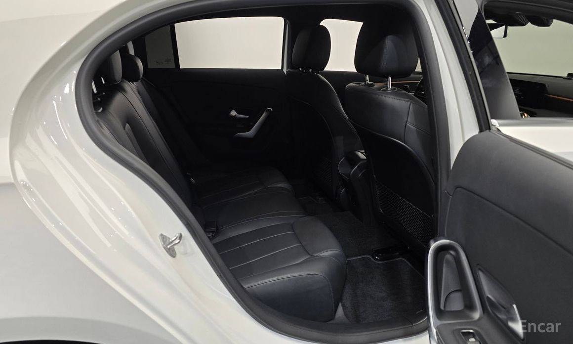 A-Class W177A220 Hatchback 13