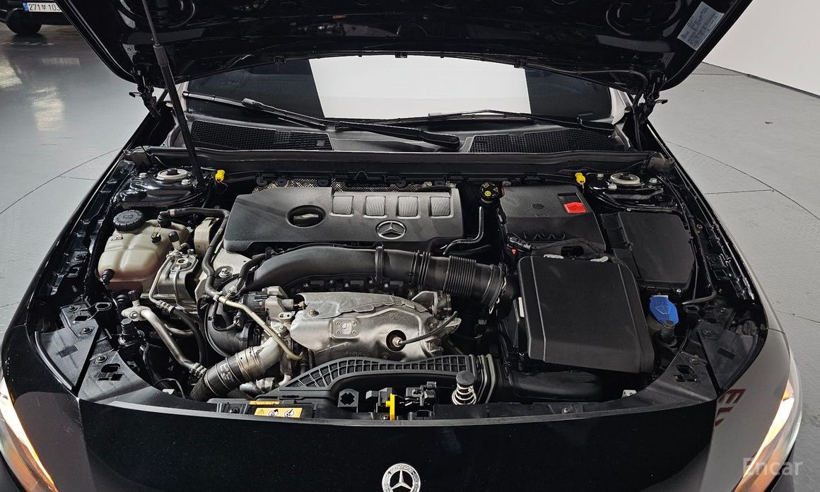 Mercedes-Benz A-Class W177A220 SEDAN №7