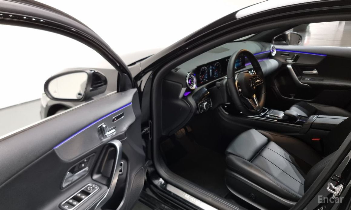 Mercedes-Benz A-Class W177A220 SEDAN №12