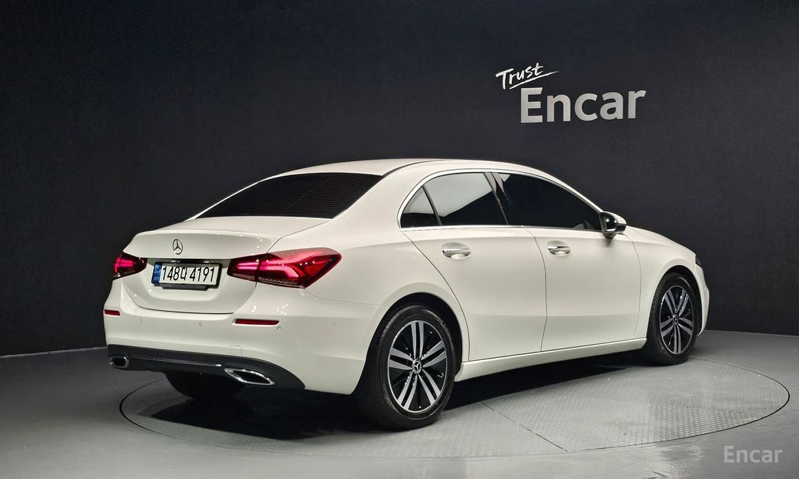 A-Class W177A220 SEDAN 3