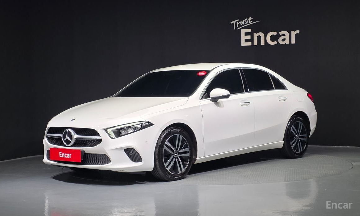 Mercedes-Benz A-Class W177A220 SEDAN №2