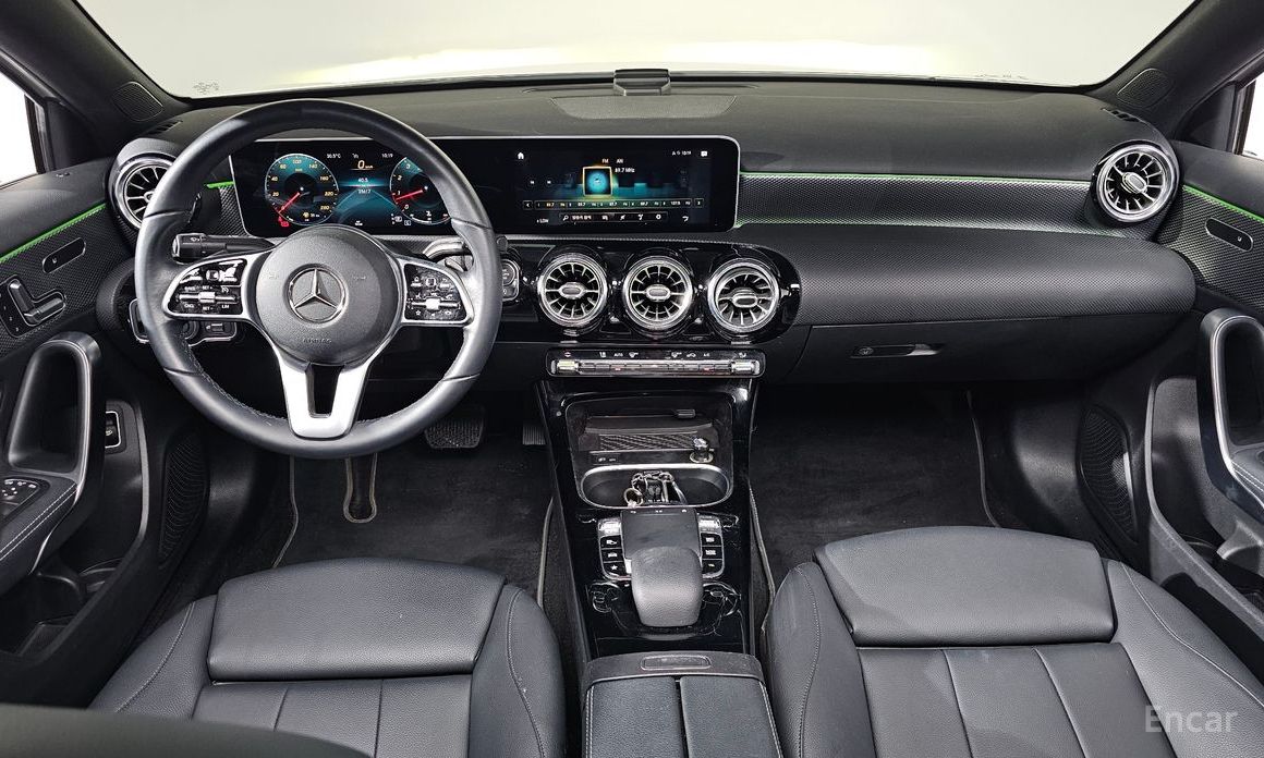 Mercedes-Benz A-Class W177A220 SEDAN №8