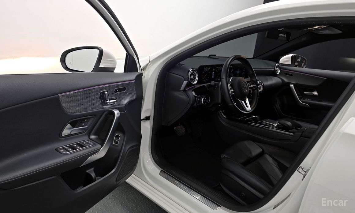 Mercedes-Benz A-Class W177A220 SEDAN №12