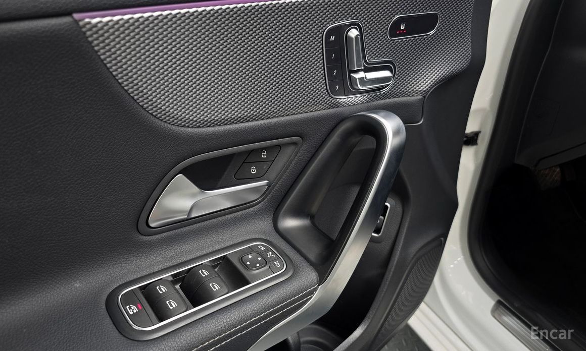 Mercedes-Benz A-Class W177A220 SEDAN №20