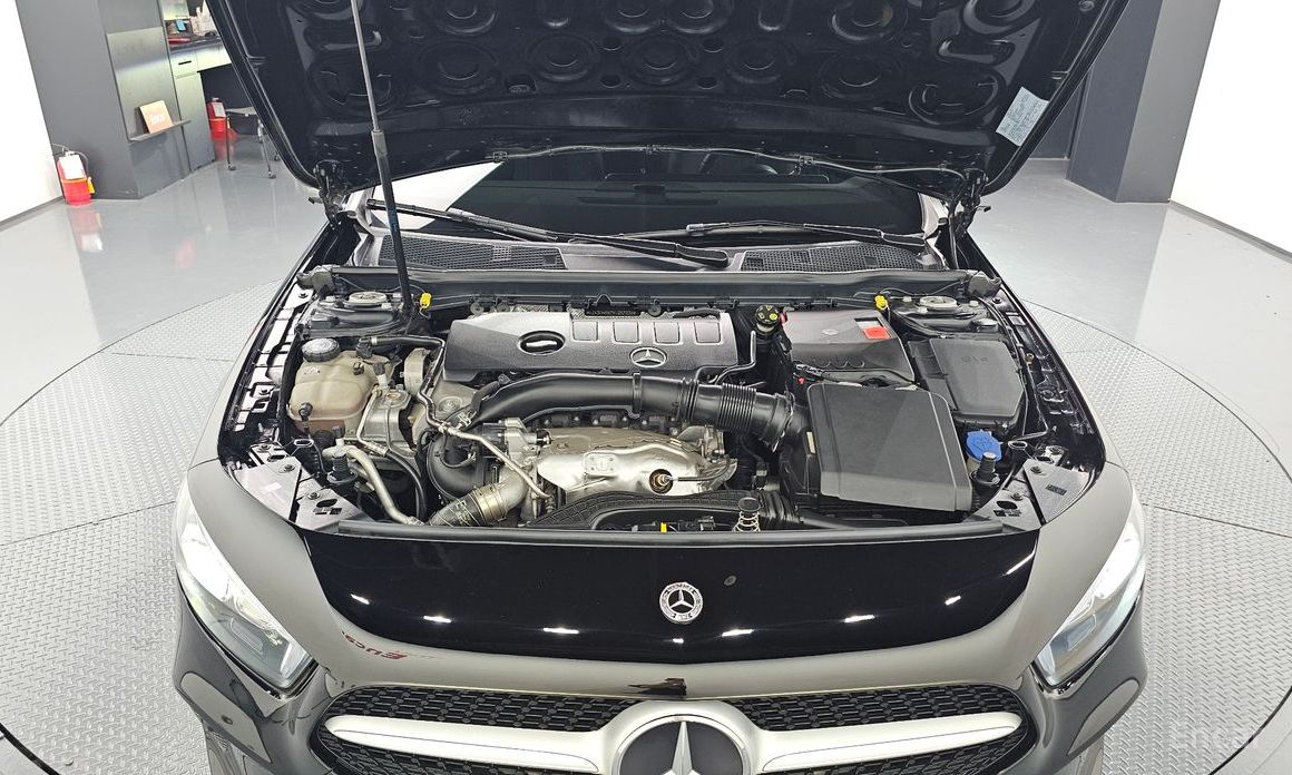A-Class W177A220 SEDAN 7