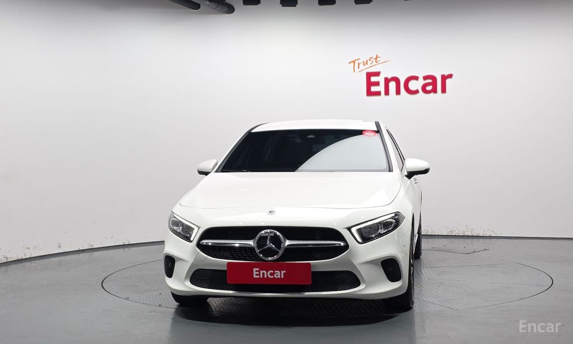 A-Class W177A220 SEDAN 4