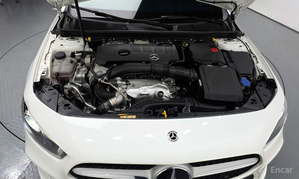 A-Class W177A220 SEDAN 7