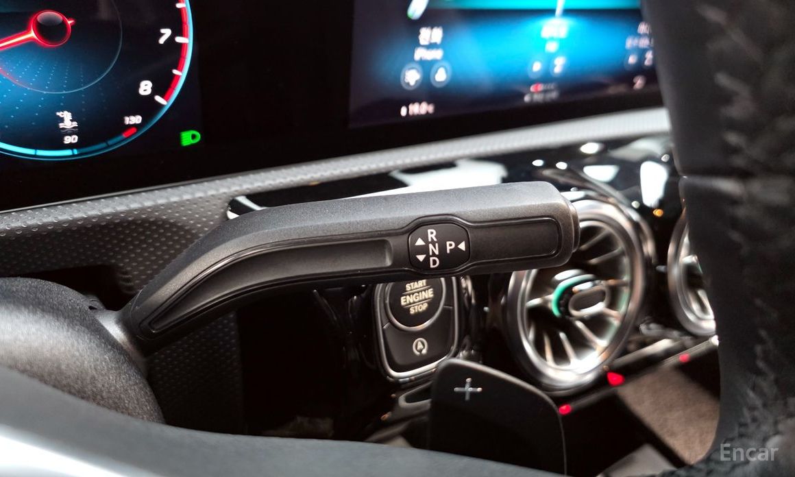 A-Class W177A220 SEDAN 10