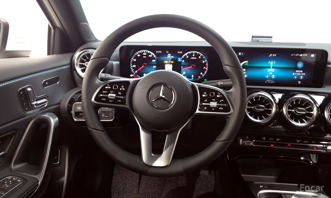 A-Class W177A220 SEDAN 14