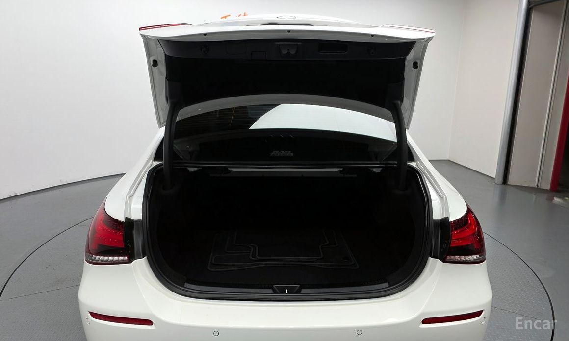 A-Class W177A220 SEDAN 21