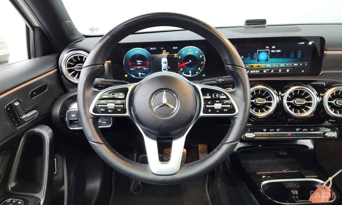 A-Class W177A250 4MATIC SEDAN 14
